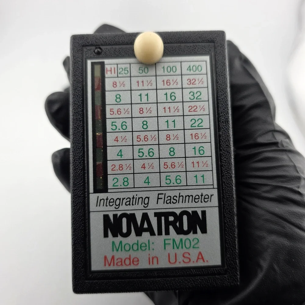 Novatron FM02‎ Integrating Flashmeter with Case Pre-Owned Untested
